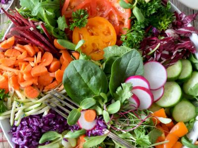 Τελικά πόσα λαχανικά καταναλώνουν οι έφηβοι; Η νέα έρευνα που θα σε εντυπωσιάσει