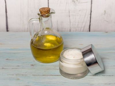 Tips για μαμάδες: Σπιτική κρέμα νυκτός με ελαιόλαδο