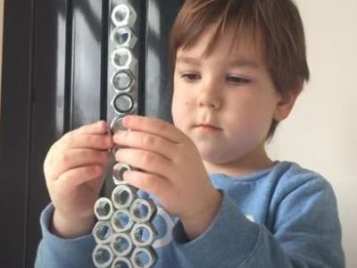 Πέντε αυτοσχέδια παιχνίδια με μαγνήτες για τα παιδιά