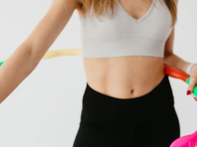 10 πράγματα που θα σε κάνουν να αποκτήσεις επίπεδη κοιλιά