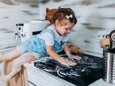 5 DIY δραστηριότητες για να ανακαλύψει τον κόσμο το περίεργο μικρό σου