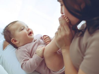 «Το μωρό μου με αγνοεί - Είναι φυσιολογικό;»