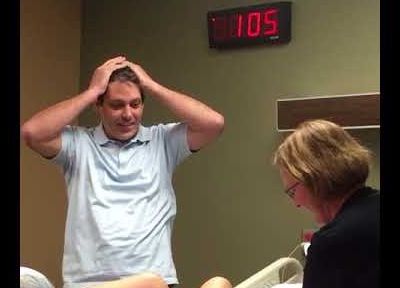 Αποκτά γιο και η αντίδρασή του είναι μοναδική (vid)