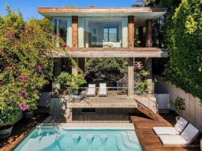 Έχεις δει το σπίτι της Pamela Anderson στο Malibu; Η πολυτέλειά του εντυπωσιάζει