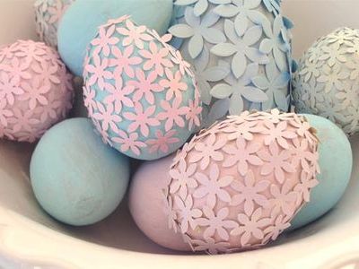 Διακοσμήστε τα πασχαλινά αυγά με χάρτινα λουλούδια