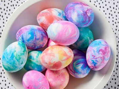 10 πανέξυπνοι τρόποι για να διακοσμήσεις τα πασχαλινά σου αυγά (video)