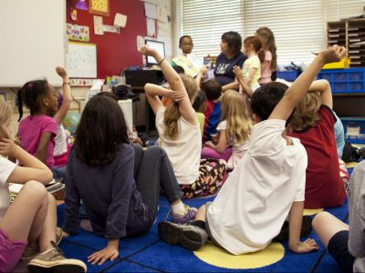 10 εύλογες σκέψεις κάθε μάνας τώρα που ανοίγουν τα σχολεία