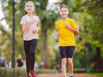 Δύο διασκεδαστικά παιχνίδια που θα κρατήσουν τα παιδιά σε φόρμα