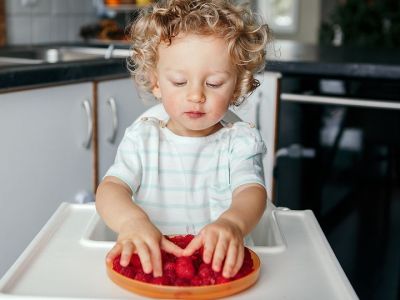 Οι 7 υγιεινές τροφές που τα παιδιά λατρεύουν να τρώνε