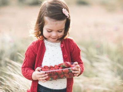 Φτιάξε μους φράουλας με 3 υλικά μέσα σε 10 λεπτά - Τα παιδιά θα ξετρελαθούν