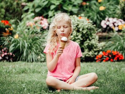 Παγωτό καρύδας με 4 υλικά - Τι προσφέρει σε ένα παιδί (vid)