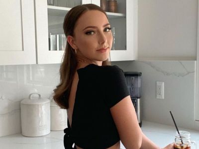 Hailie Jade: Το 90's look της κόρης του Eminem θέλουμε πολύ να το αντιγράψουμε