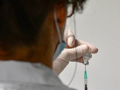 Κορονοϊός: Συναγερμός μετά από έρευνα - Οι έφηβοι... φαβορί για νοσηλεία