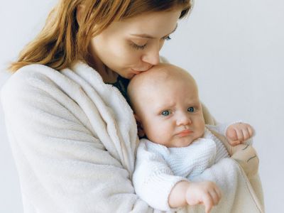 Μαμά εξηγεί πώς ο ερχομός του δεύτερου παιδιού την έκανε καλύτερη μητέρα
