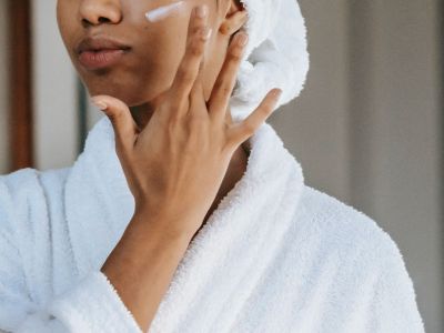 Tips για μαμάδες: Τρεις σπιτικές μάσκες ενυδάτωσης για το καλοκαίρι