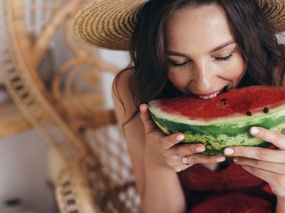 Tips για μαμάδες: Σπιτικές μάσκες προσώπου με καρπούζι - Ποια τα οφέλη