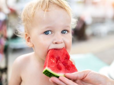 Υγιεινά σνακ στην παραλία: 5+1 ιδέες για μεγάλους και παιδιά