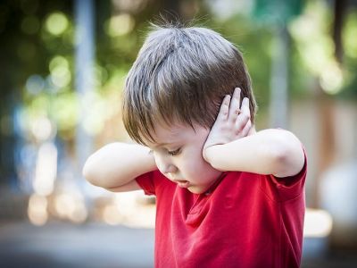 Όταν το παιδί έχει ευαισθησία στους έντονους ήχους - Πώς να το βοηθήσετε