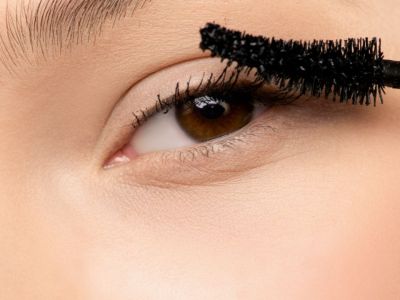 2 χρήσεις της αγαπημένης σου mascara που αγνοούσες μέχρι σήμερα