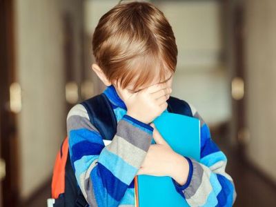 Αλλαγή σχολείου: Πώς να βοηθήσετε το παιδί σας να προσαρμοστεί