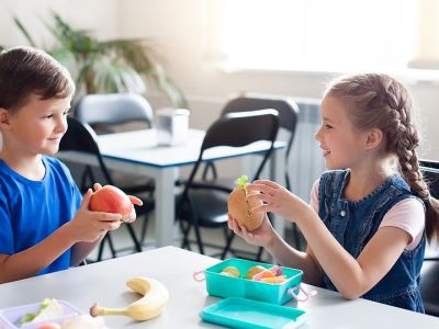 Ταπεράκι με κολατσιό: 3 tips για να το φέρνει πάντα άδειο από το σχολείο