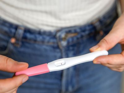 Λόγοι για τους οποίους το τεστ εγκυμοσύνης βγαίνει αρνητικό και δεν έχετε περίοδο