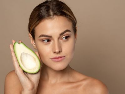 Ομορφιά για μαμάδες: DIY κρέμα νυκτός με αβοκάντο