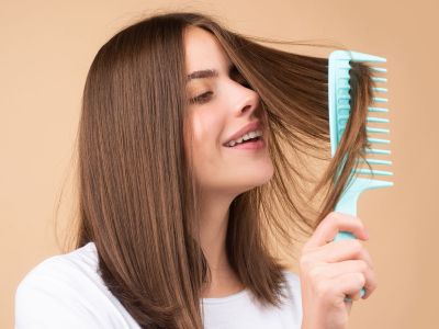 Ομορφιά για μαμάδες: Απλά tips για να ενυδατώσετε τις άκρες των μαλλιών σας