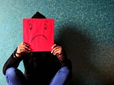 Κορονοϊός: Η πανδημία αύξησε παγκοσμίως τις περιπτώσεις κατάθλιψης και άγχους