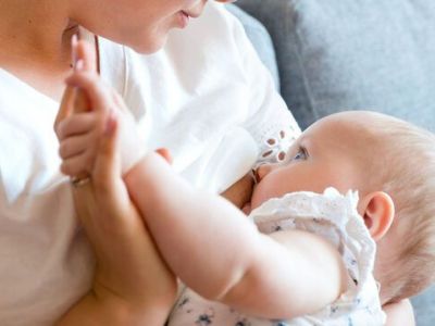 Όταν τα μωρά κλαίνε, θηλάζουν πιο συχνά;