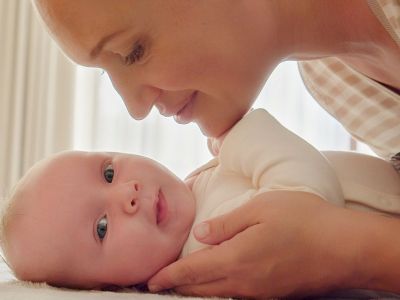 Έρευνα: Η έμφυτη γλωσσική δεξιότητα με την οποία γεννιούνται τα μωρά