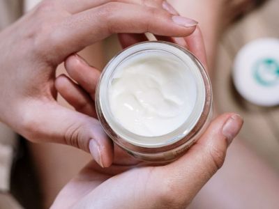 Χρόνια πολλά Ελλάδα! 10 ελληνικά προϊόντα ομορφιάς που αξίζουν μια θέση στο νεσεσέρ σου