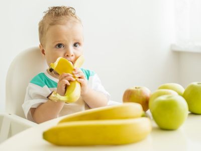 Γιατί τα παιδιά λατρεύουν τις μπανάνες; Οι ειδικοί απαντούν