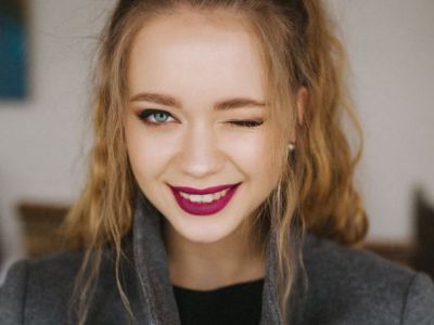 10 concealers για να λάμψει το βλέμμα σου