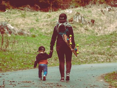 Πώς θα ενισχύσετε την αυτοπεποίθηση του γιου σας