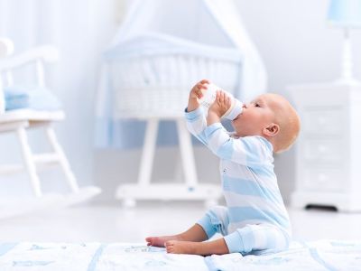 Τάϊσμα με μπουκάλι: Πότε αντικαθιστούμε το μπιμπερό και τις θηλές του