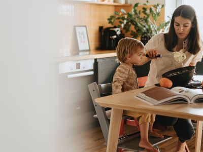 Μαμάδες μιλούν για τις πιο δύσκολες στιγμές μητρότητας που έζησαν το 2021