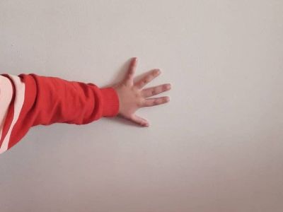 "Θα σου πω ένα παραμύθι για καληνύχτα, μικρέ..."