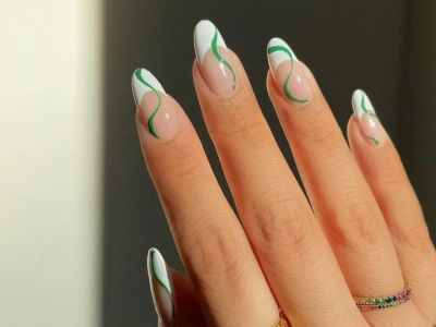 Τα 9 πιο δημοφιλή χρώματα του 2022 για το μανικιούρ σου