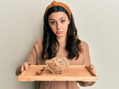 Διατροφικές ελλείψεις: Με ποια συμπτώματα εκδηλώνονται (εικόνες)