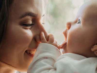 Όταν το μωρό θέλει μόνο τη μαμά του και κανέναν άλλον
