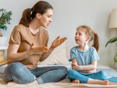 Τρεις μέθοδοι πειθαρχίας που προκαλούν άγχος στα παιδιά