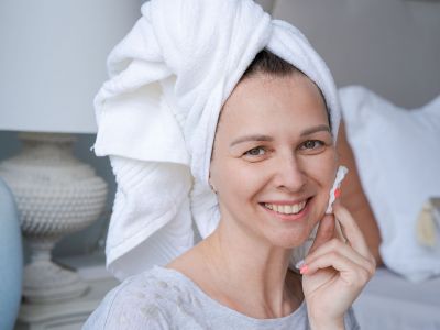 Ομορφιά για μαμάδες: Συνταγές για ντεμακιγιάζ με αγνά και φυσικά υλικά