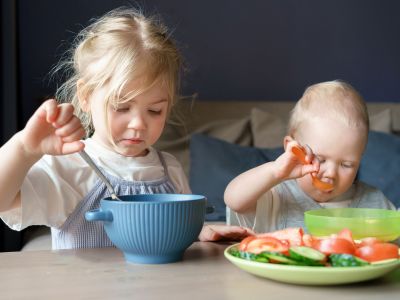 Τροφές πλούσιες σε φυτικές ίνες για να αντιμετωπίσουν τα παιδιά τη δυσκοιλιότητα