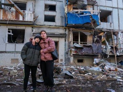 Πώς να εξηγήσεις τον πόλεμο σε ένα μικρό παιδί