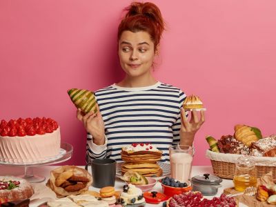 Μπορώ να χάσω βάρος τρώγοντας τροφές χωρίς λιπαρά και χωρίς ζάχαρη;