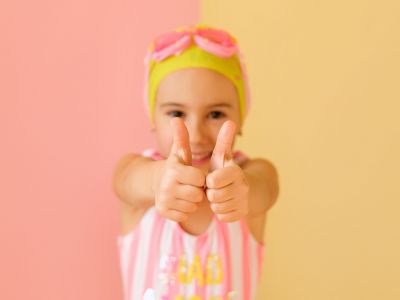 Ενθάρρυνση έναντι επαίνου στα παιδιά