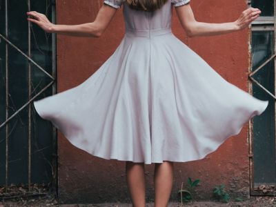 Πριν φορέσεις φούστα, πρέπει να κάνεις ένα και μόνο πράγμα