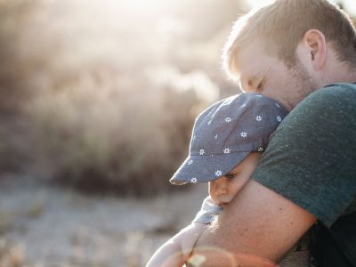 Μπαμπάδες εν δράσει - Ξεκαρδιστικό βίντεο με τις πιο τρελές φάρσες
