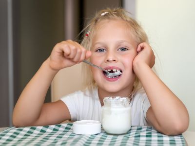 Τροφές εξαιρετικά πλούσιες σε προβιοτικά για παιδιά: 6 εύκολες και υγιεινές επιλογές